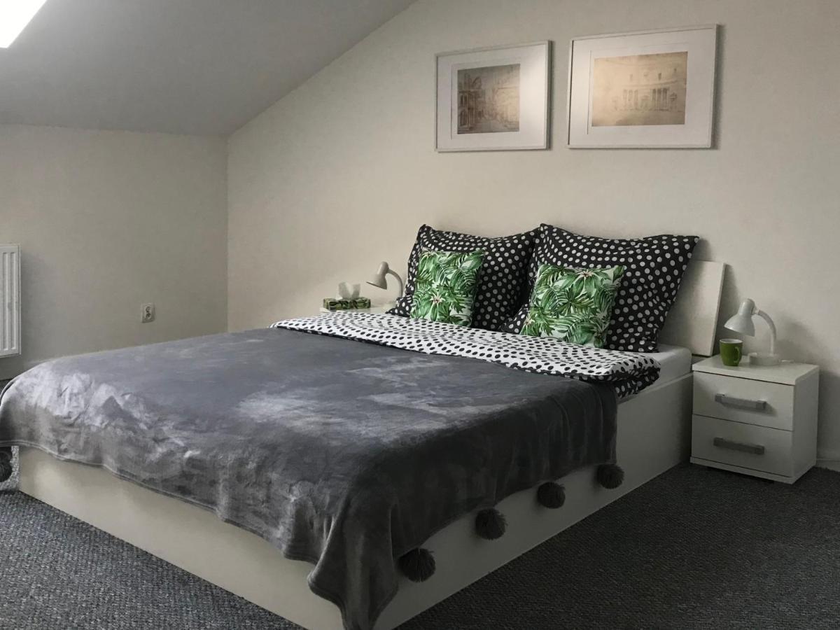 Klimatyczny Apartament Przy Bochenskim Rynku. Bochnia Dış mekan fotoğraf